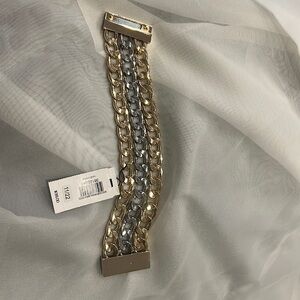 Get ready to shine with the luxury eclipse bracelet